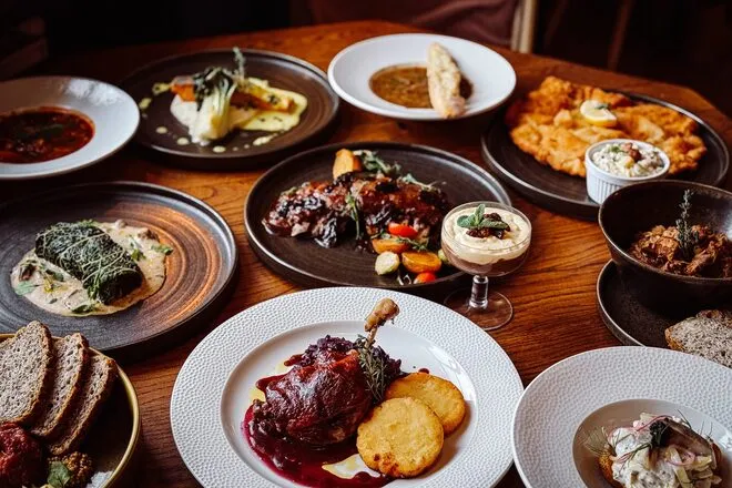 Restauracja serwująca dania kuchni gourmet